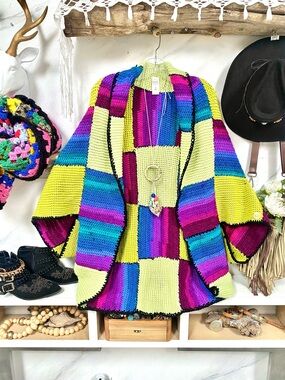 Artisan patchwork Cocoon lounge shrug kimono cover up w cottage core cabin vibe